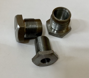 Набор комплектующих (пробка, втулка) Набор комплектующих (пробка, втулка)